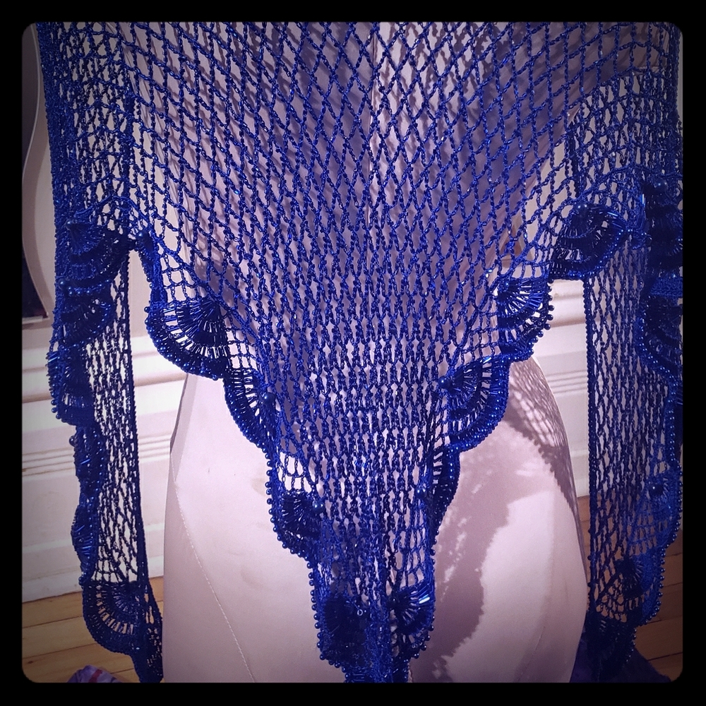 🍄2for50🍄Vintage aquamarine beaded shawl